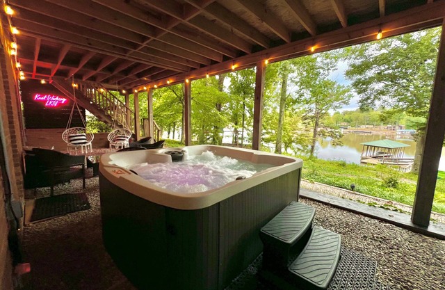 LKN Lakefront | Private Dock | Hot Tub | Pet Friendly