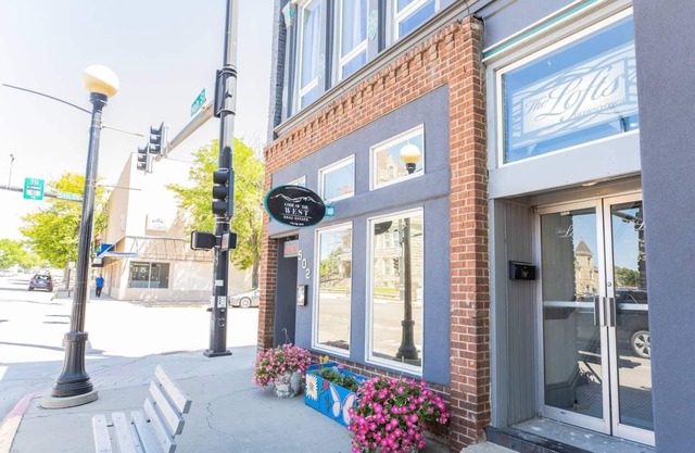 Loft #4 of 5 Private 2 Bedroom, 1 bathroom Suite