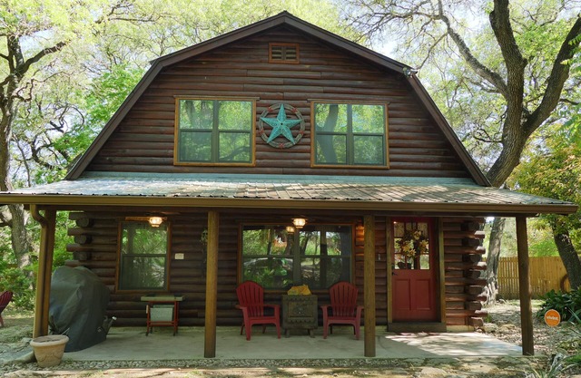 Log Cabin Get Away-River Access with Deep Water, Pets OK, Rustic Cute