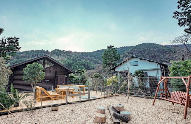 Log house with natural hot spring and dog run/Atami Shizuoka