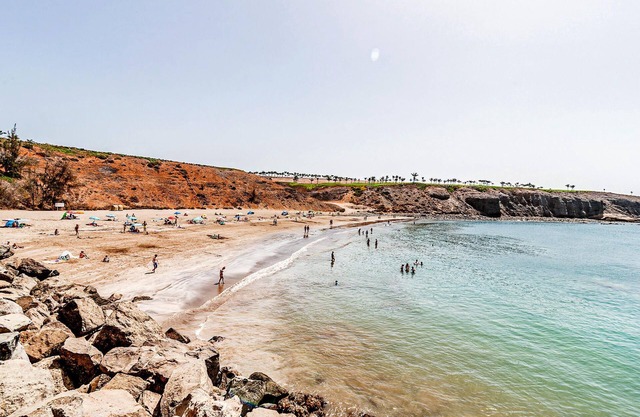 Look forward to a wonderful vacation in this inviting vacation home near the sea.