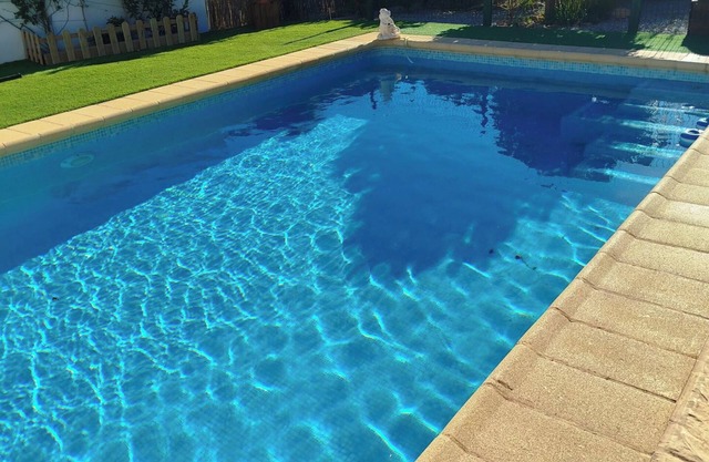 Lorca- cottage - sleeps 4 - pet friendly - pool