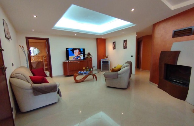 Lory Home by Holiday World