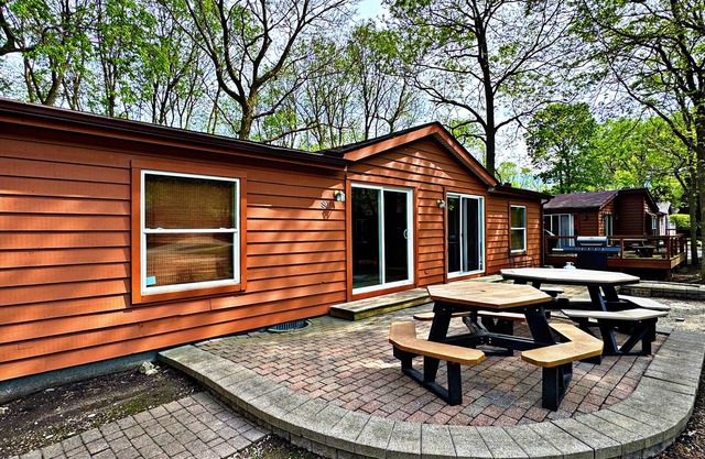 Lots of Room to Spread Out in this 3 BR Vacation Home at the Island Club IC80