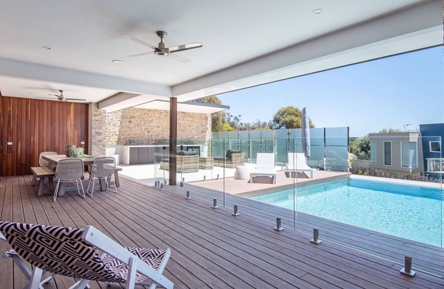 Lotus Luxury Resort Sorrento with pool