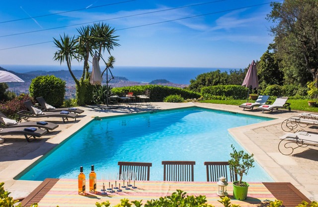 LOU MAS SOUBRAN VI2083 by RIVIERA HOLIDAY HOMES