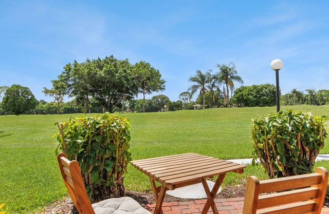 Lovely 1bed/1bath condo The Meadows GOLF COURSE VIEW!