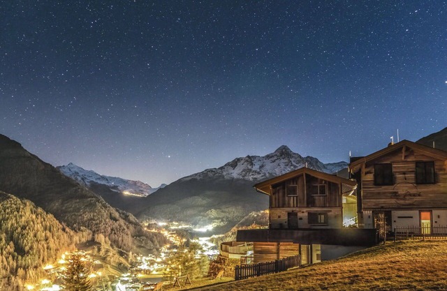 Lovely apartment for 6 guests with WIFI, TV, terrace and pets allowed