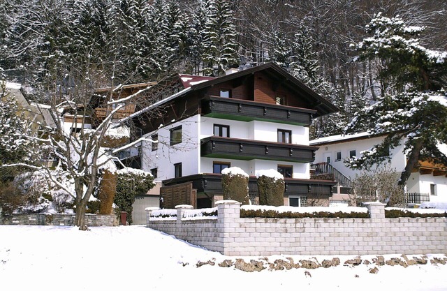 Lovely apartment for 6 people with WIFI, TV, terrace and panoramic view