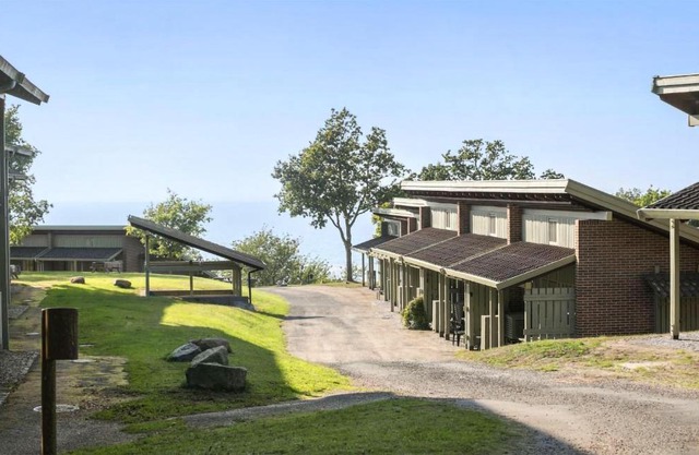 Lovely Apartment In Allinge With Wifi