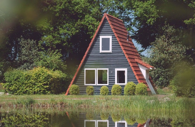 Lovely apartment in villa for 6 people with WIFI, TV, pets allowed and parking