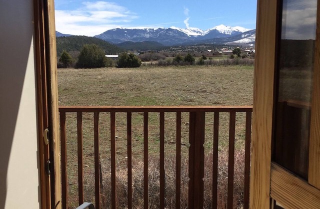 Lovely Casita with Beautiful Views & Northern New Mexico Serenity