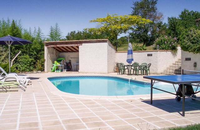 Lovely home in Cauzac with kitchen