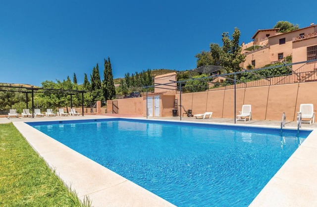 Lovely home in Periana with WiFi