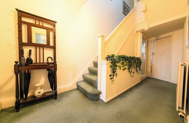 Lovely Large St Annes Maisonette with Roof Garden