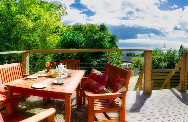 Lovely Lodge in the woods overlooking Mounts Bay. Sleeps 6. Private parking.