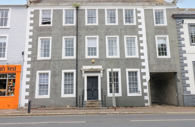 LOWTHER PENTHOUSE, family friendly in Whitehaven