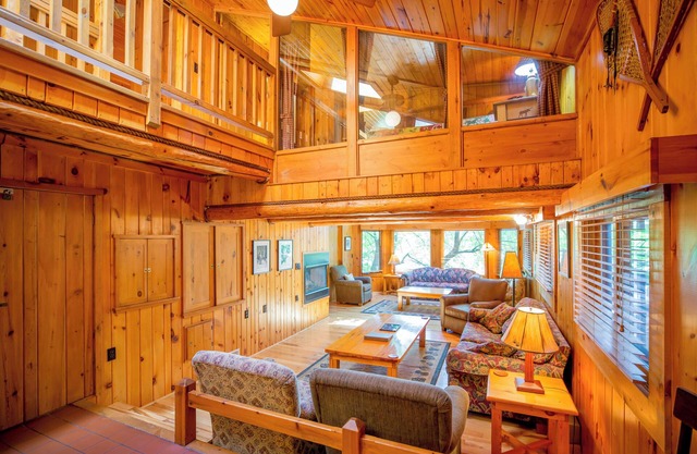 Ludlow's Island Resort