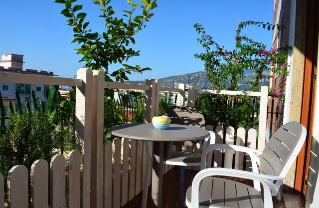 Luiselle Charming Accommodation Sorrento