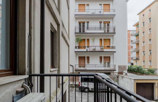 Lungo Adige Bright Apt Near Borgo Trento Hospital!