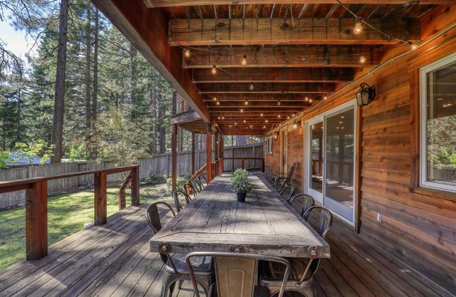 Lupine Lodge at Tahoe Park on the West Shore - Hot Tub, Beach Access, Near Ski Resorts!