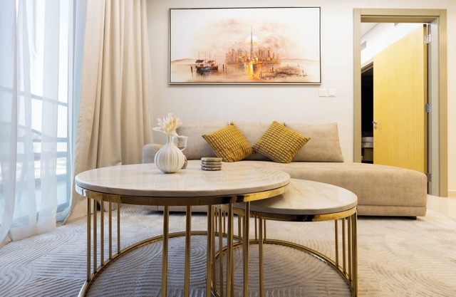 Lux 2BR Aykon Escape in Business Bay