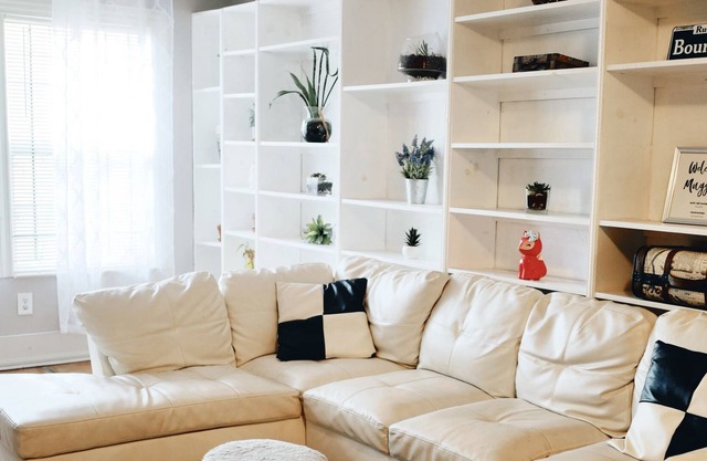 LUX 4BR2BA 15min FQ NOLA, Heated Toilet Bidets & Gazebo