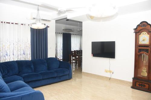 Luxe Highway Residencies Penthouse