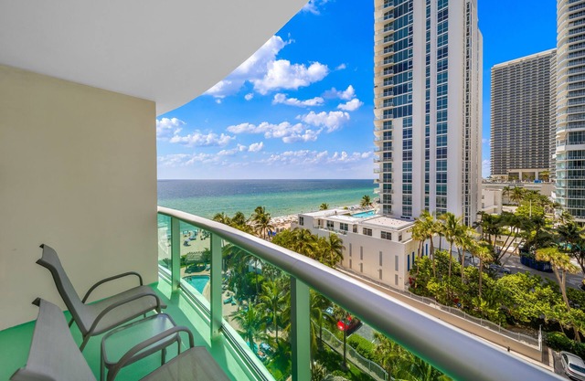 Luxe Oceanfront Condo in Hollywood Beach