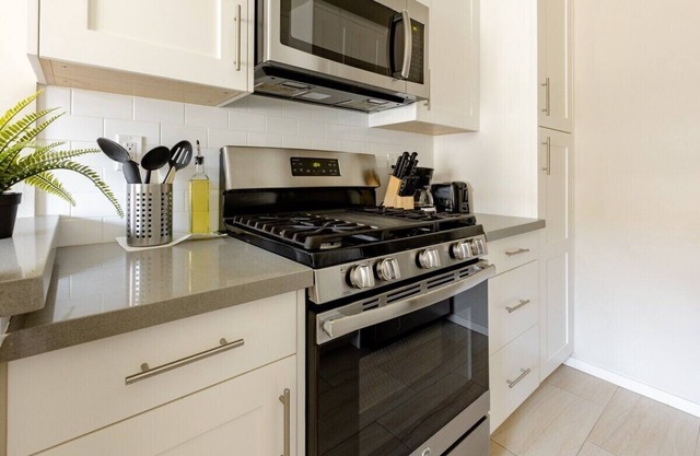 Luxo Stays |Central Location| 1bd/1ba #bart #kaiser