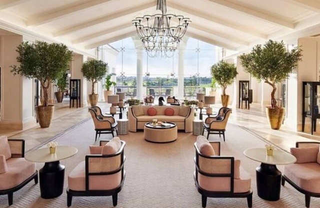 Luxurious 1-BR Suit Address Golf Marassi