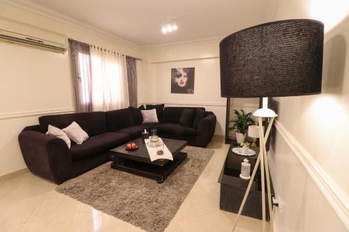 Luxurious 3 bedrooms flat in a premium location
