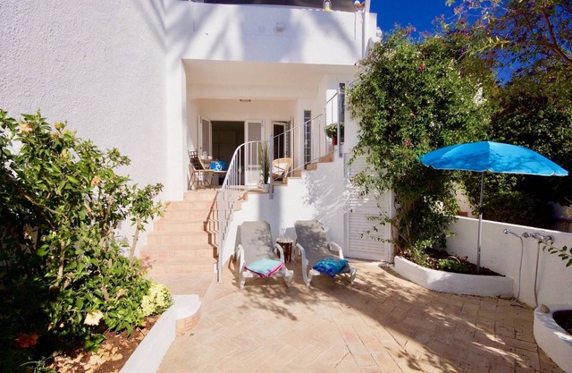 Luxurious cottage well decorated with a gorgeous sea view in Praia da Luz.