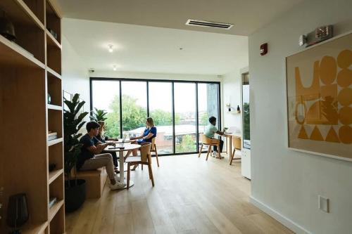 Luxurious King 2BR Suite in South End Charlotte!