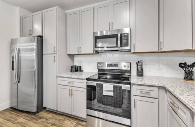 Luxurious King 3BR Suite—Mins to Downtown Durham!