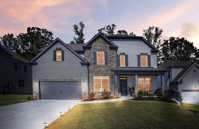 Luxurious, Lavish 3000 Sq Ft 3BR Home! W/Big Yard