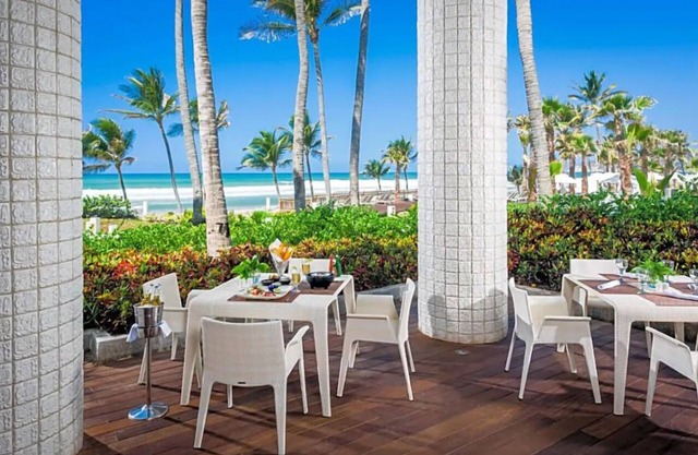 Luxurious Master Bedroom @Vidanta The Grand Mayan, Acapulco