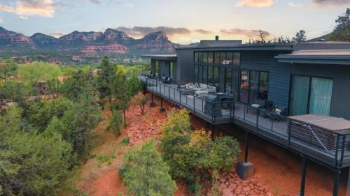 Luxurious Modern Masterpiece in Uptown Sedona