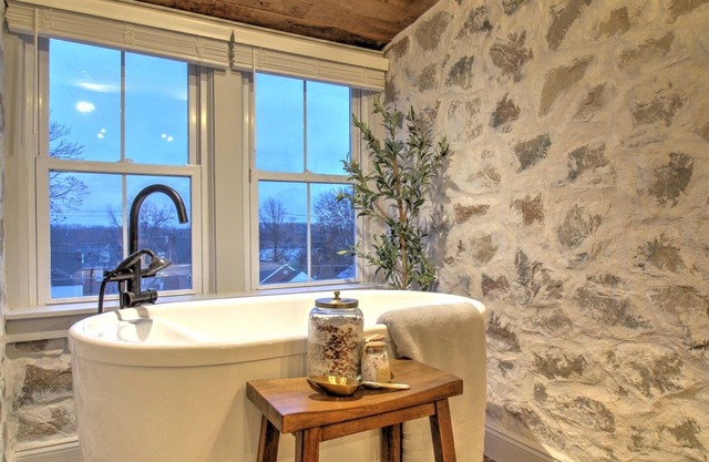 Luxurious, spa-like retreat steps from Main St.