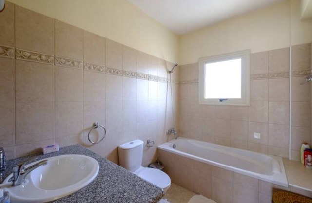 Luxurious Villa 15min From the Beach