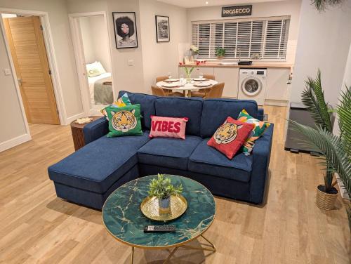 Luxury 1 bed new-build house near Science & Business parks