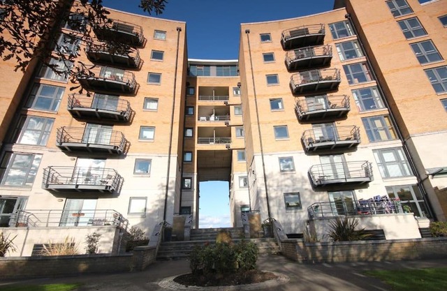 Luxury 1 Bed Room Flat Next To River