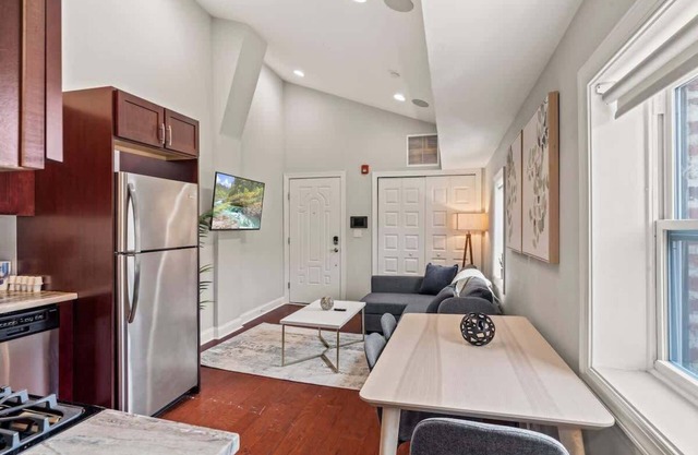 Luxury 1BD | 2 Beds | Queens Village