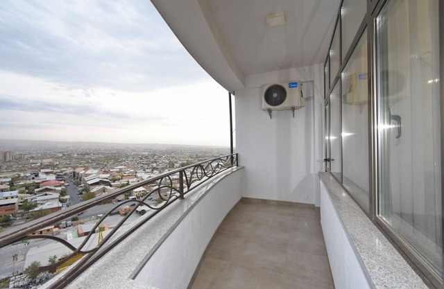 Luxury apartment on Tsitsernakaberd hgw