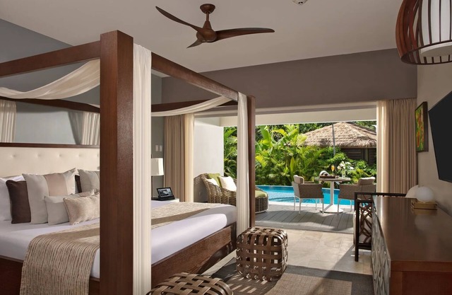 Luxury Beachfront All Inclusive Resort Jamaica Swim Out Tropical View