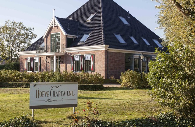 Luxury group accommodation nearby Amsterdam