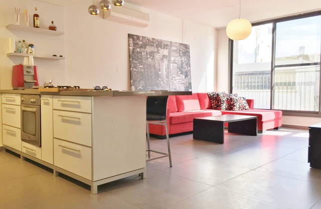 LUXURY HOLIDAY APARTMENT - HILTONMETZIZIM BEACH - YORDEI HASIRA