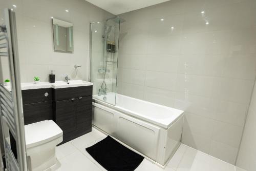 Luxury Modern Flat In Wolverhampton- Garden Views