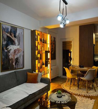 Luxury Onyx Apartment