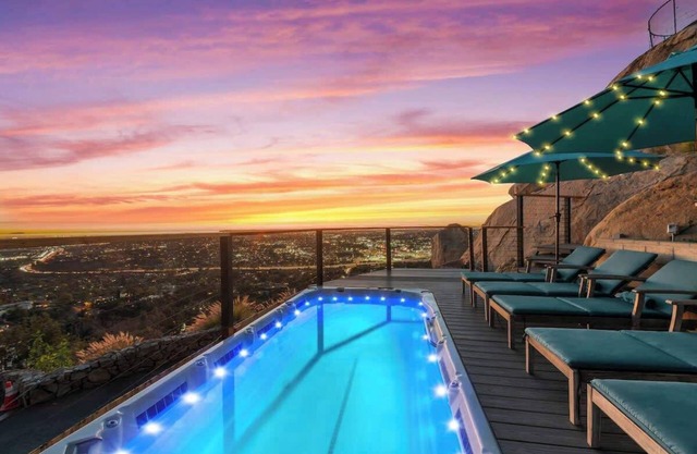 Luxury Resort Style Dream Villa w/Best Views of SD